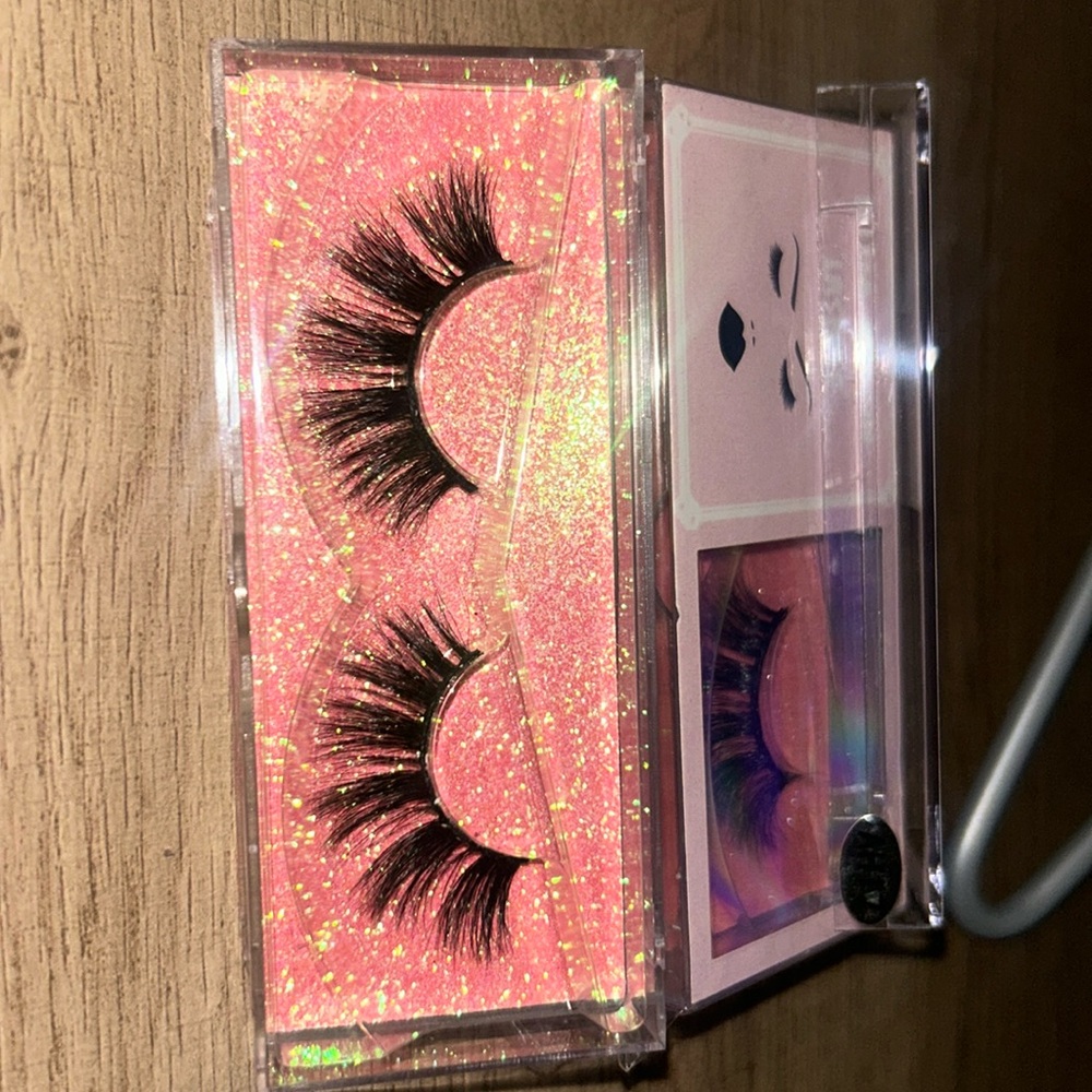 Fake Eyelashes